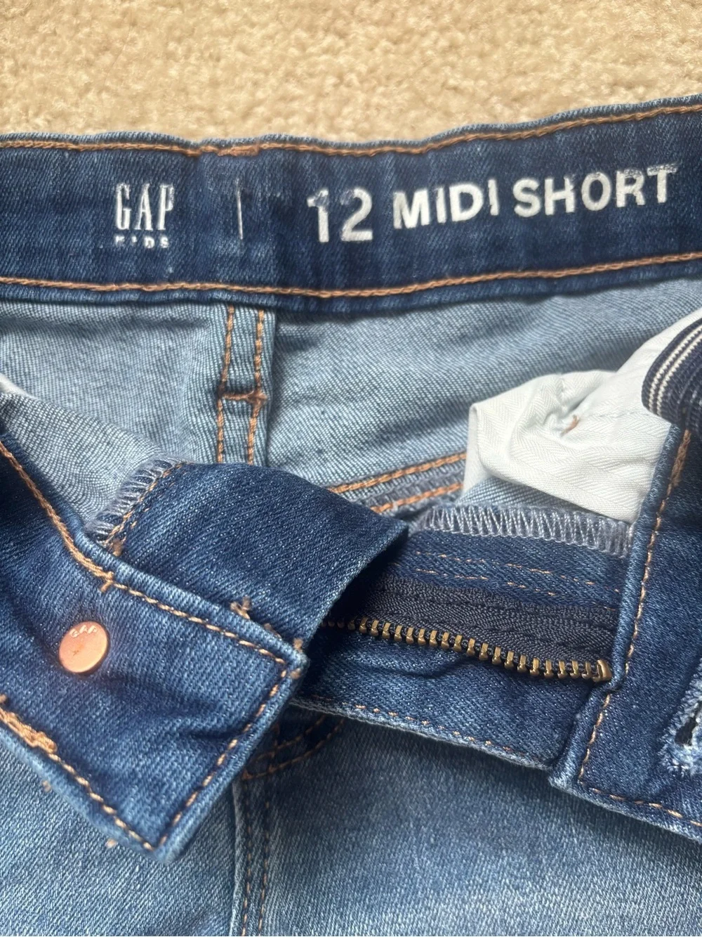 GAP Girl’s Light Blue Frayed Hem Denim Shorts